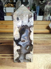 Load image into Gallery viewer, Fluorescent Fire Agate Obelisk (421g)