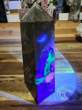 Load image into Gallery viewer, Fluorescent Fire Agate Obelisk (421g)