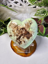 Load image into Gallery viewer, Lemon Lime Chrysophrase (WA)