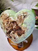 Load image into Gallery viewer, Lemon Lime Chrysophrase (WA)