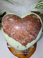 Load image into Gallery viewer, Lemon Lime Chrysophrase (WA)