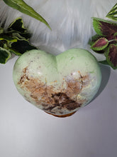 Load image into Gallery viewer, Lemon Lime Chrysophrase (WA)