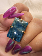 Load image into Gallery viewer, Blue Apatite Rectangular Ring