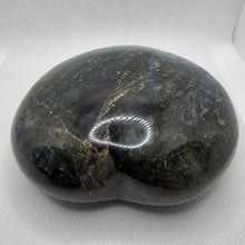 Load image into Gallery viewer, Labradorite Heart