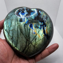 Load image into Gallery viewer, Labradorite Heart