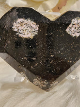 Load image into Gallery viewer, Snowflake Obsidian Faceted Heart (106g)