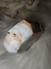 Load image into Gallery viewer, Caribbean Calcite Faceted Heart (138g)