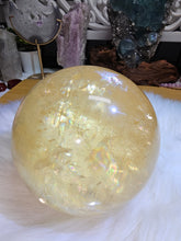 Load image into Gallery viewer, Optical Honey Calcite Sphere
