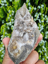 Load image into Gallery viewer, Raw Herkimer Diamond #428
