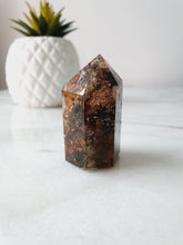 Load image into Gallery viewer, Garden Quartz Point
