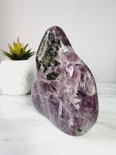 Load image into Gallery viewer, Anhydrilite x Dioptase Extra Rare
